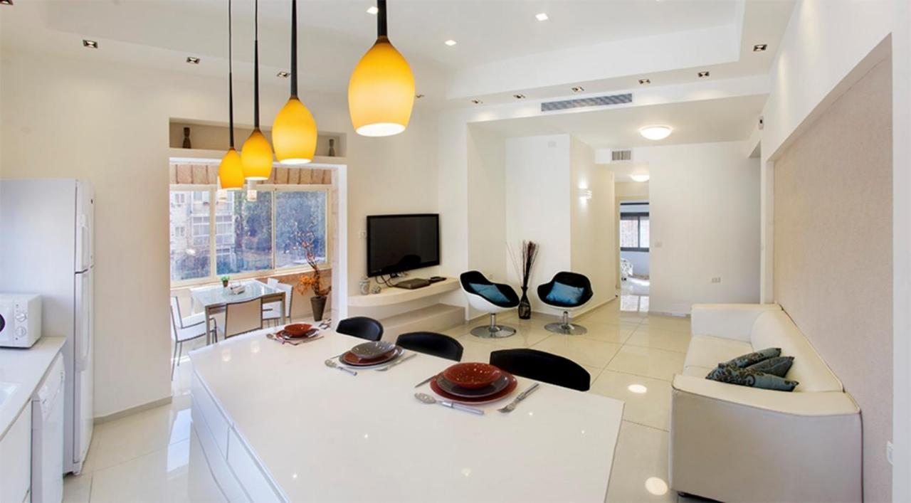 Luxury Apartment In The Heart Of The German Colony Йерусалим Екстериор снимка